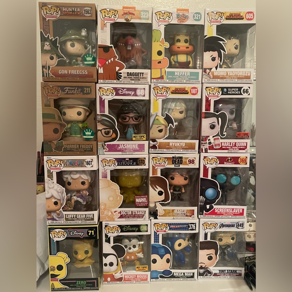 FUNKO POPS